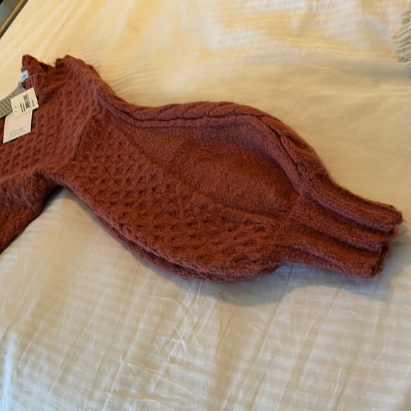 Love, Fire Cable Knit Ballon Sleeve Sweater - Picture 9 of 9